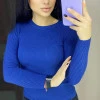 Жіночий лонгслів в рубчик кольору електрик