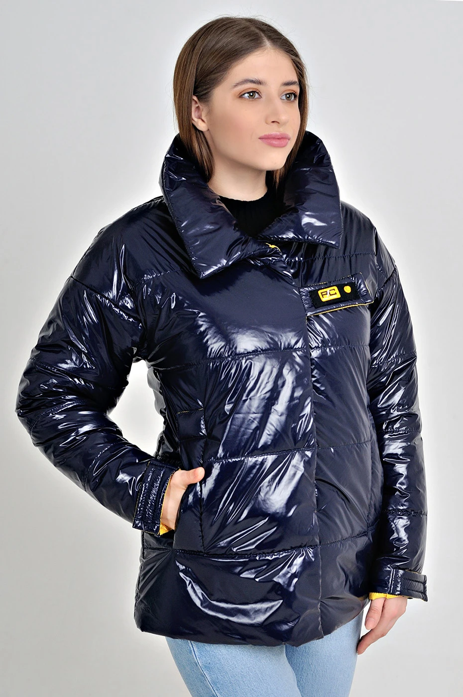 Темно-синя куртка демісезонна з плащової тканини Moncler на блискавці та липучках