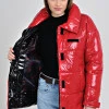 Червона куртка демісезонна з плащової тканини Moncler на блискавці та липучках