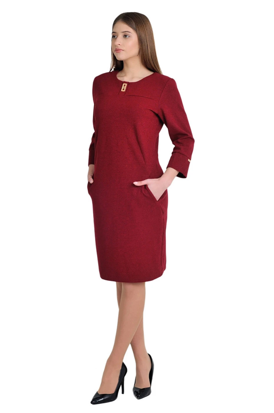Бордова сукня з трикотажу з 3/4 рукавом і брошкою Lady
