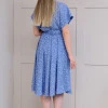Сукня з імітацією на запах під пояс в горошок блакитна Katrin